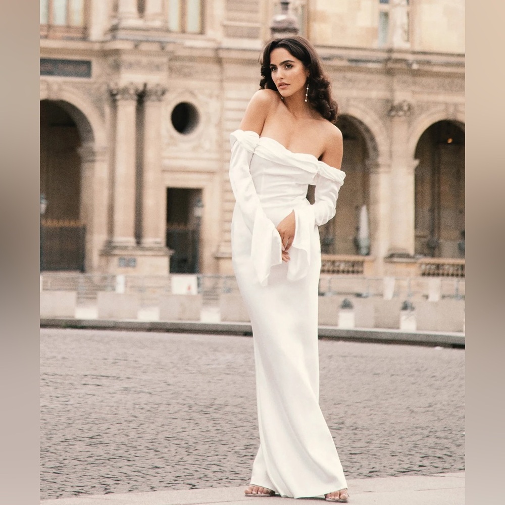 MESHKI Giselle Off Shoulder Cowl Neck Maxi Dress - White XS